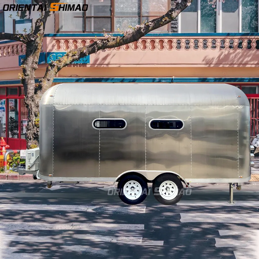 Auto per animali domestici - Pet Airstream Trailer