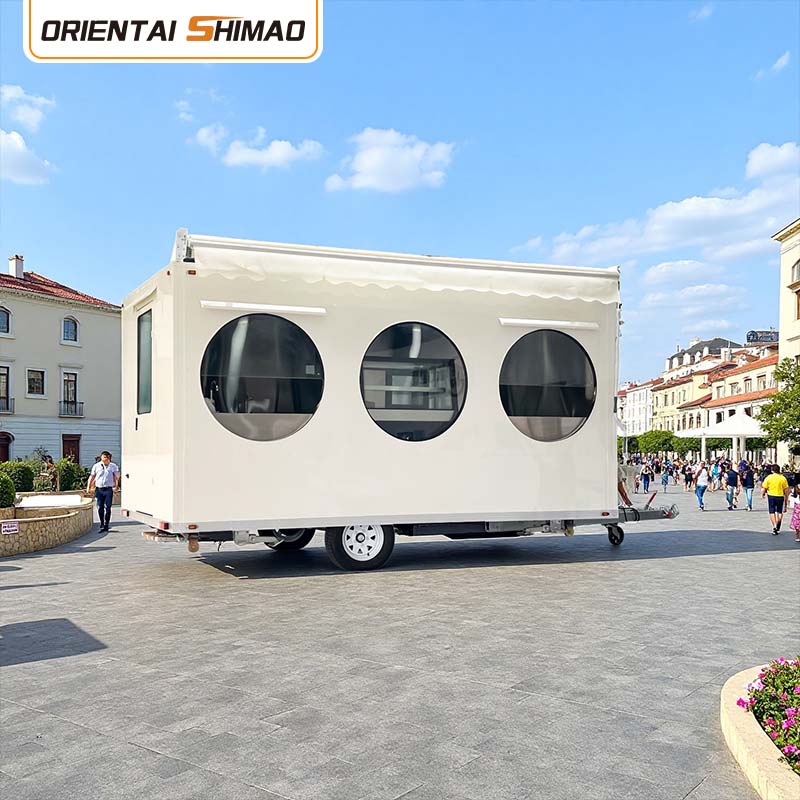 Carrello portavivande quadrato su ruote